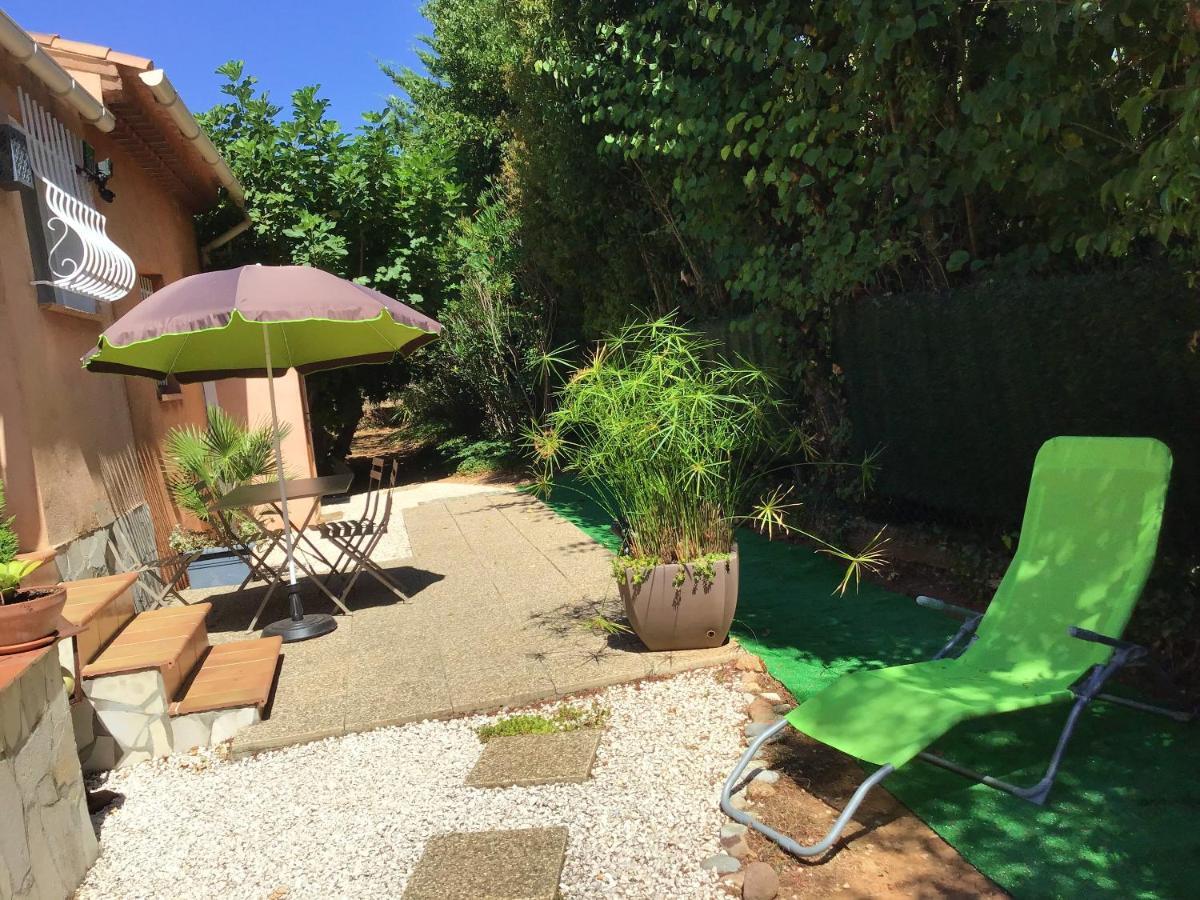 Charmant Appartement A Le Muy Avec Terrasse Et Jardin Exterior foto